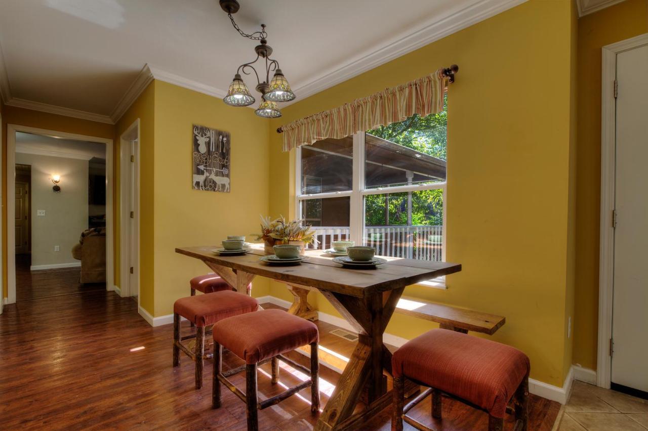 5Bedrooms*4King Beds*Outstanding Location*Hottub* Sevierville Esterno foto