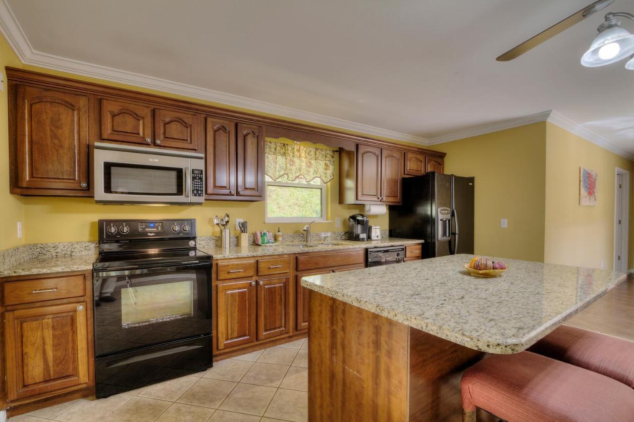 5Bedrooms*4King Beds*Outstanding Location*Hottub* Sevierville Esterno foto