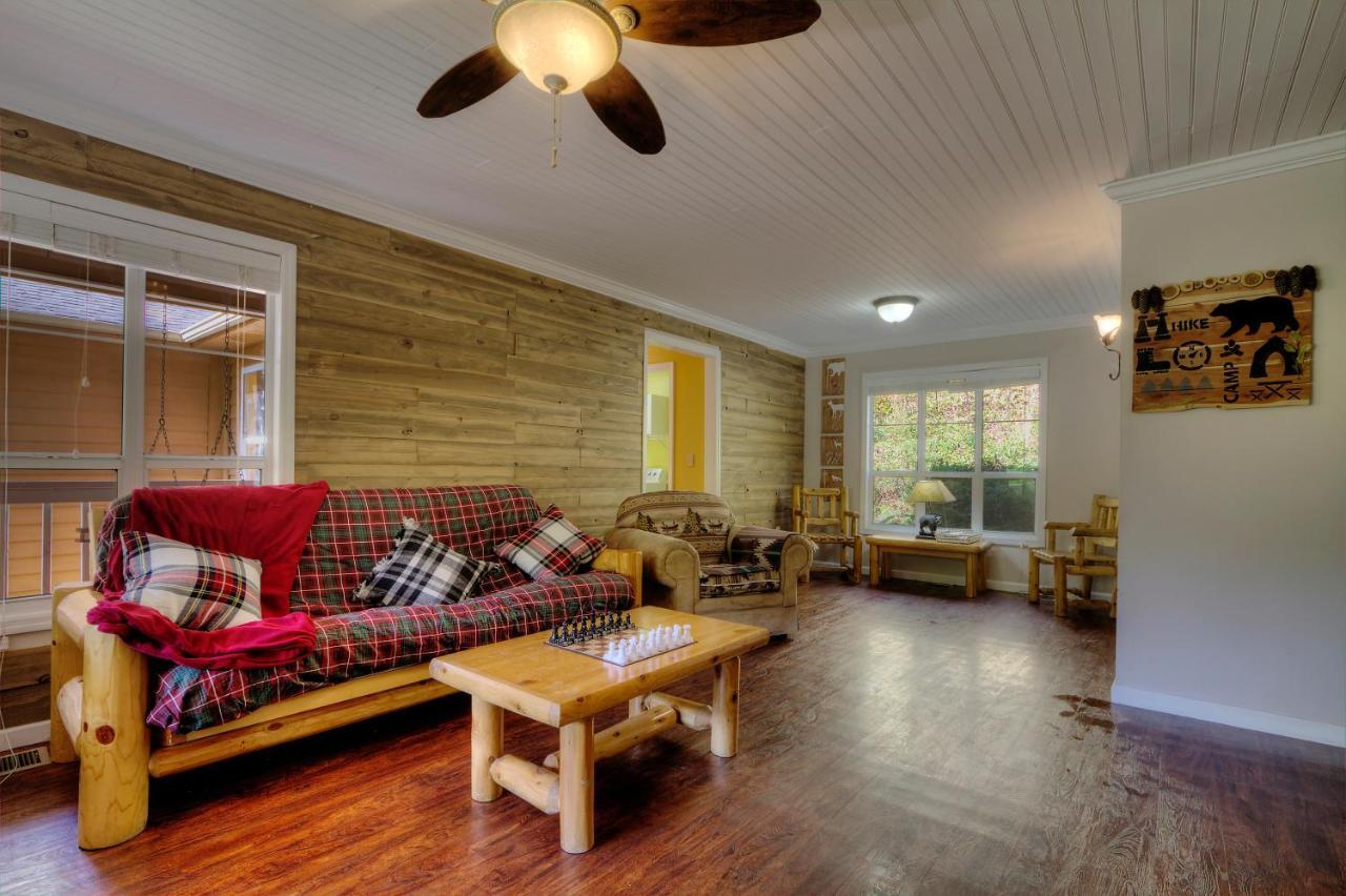 5Bedrooms*4King Beds*Outstanding Location*Hottub* Sevierville Esterno foto